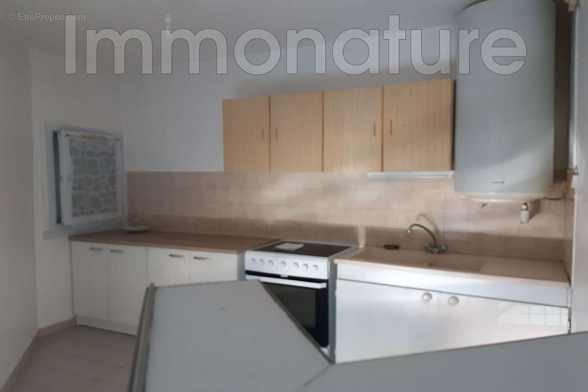 Appartement à GANGES