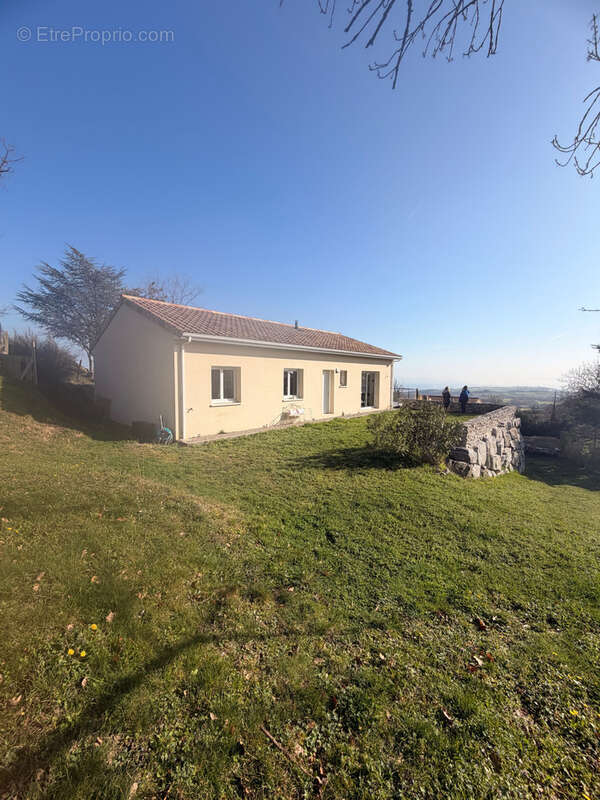 Maison à PEAUGRES