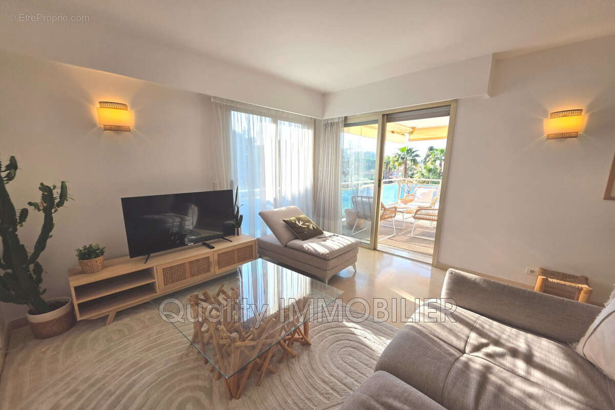 Appartement à CANNES