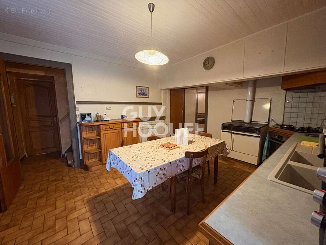 Maison à CHASSEY-LES-MONTBOZON