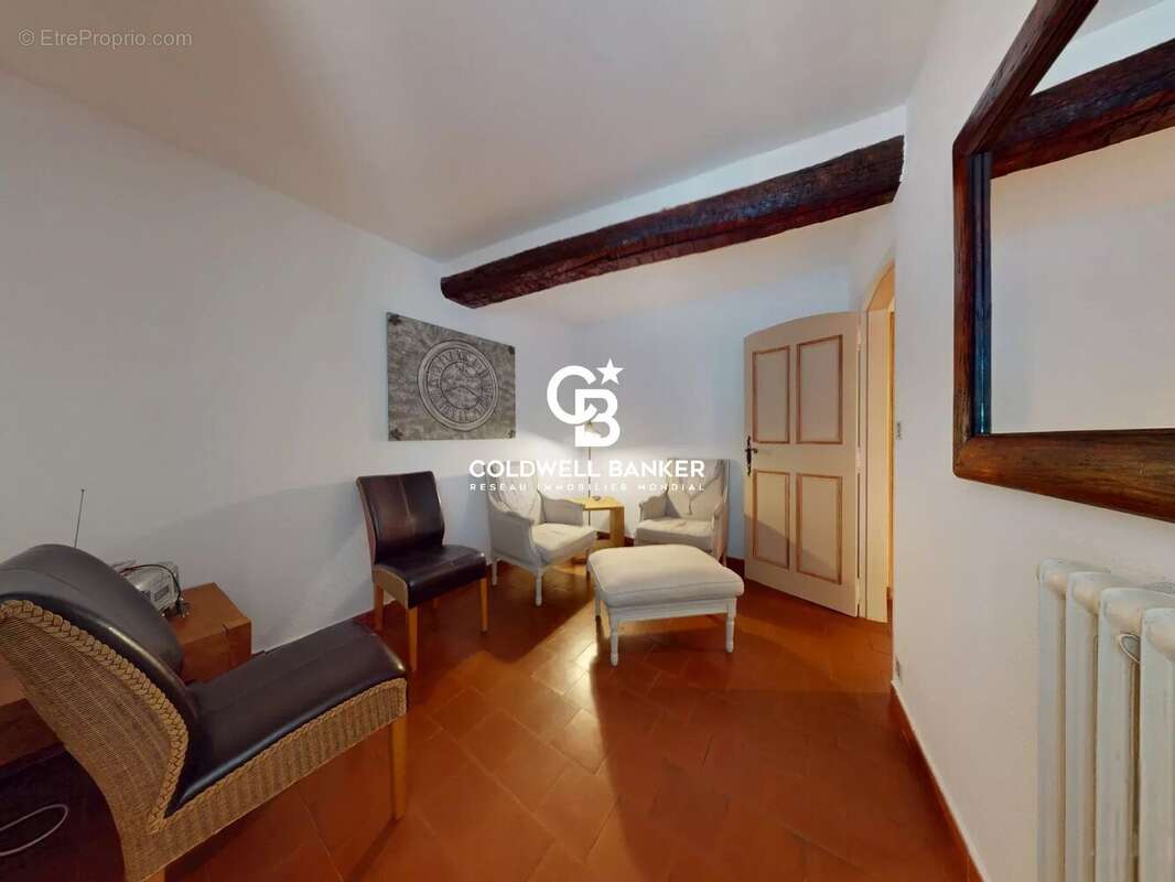 Appartement à GASSIN