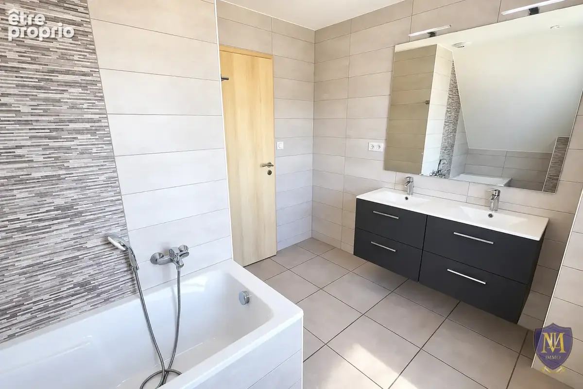 Hagenthal-le-haut quartier résidentiel au calme belle maison récente 6 pièces de 108 m2 sur 5,12 ares de terra - photo 11
