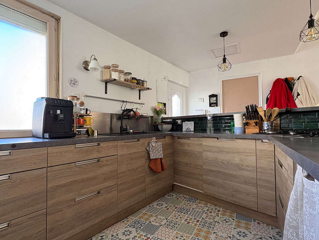 Maison à SAINT-GEORGES-DU-BOIS