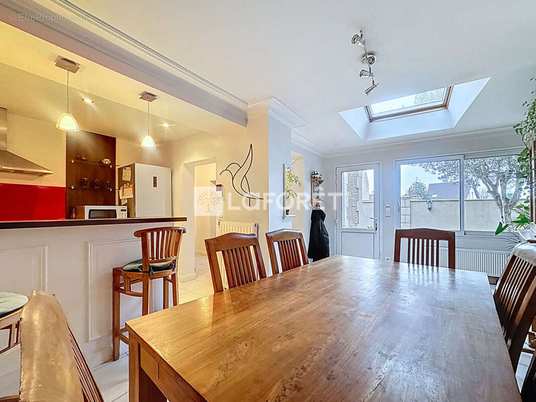 Maison à BIEVILLE-BEUVILLE