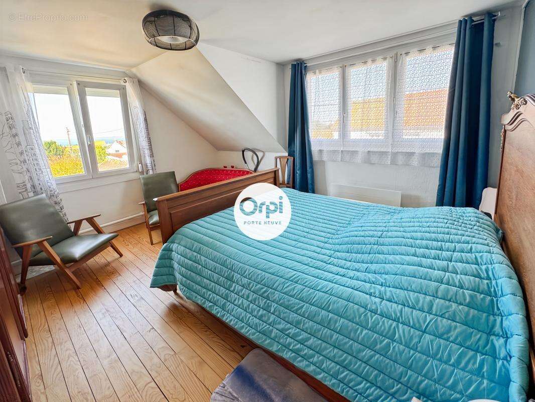 ORPI PORTE NEUVE Maison Wissant 6 pièce(s) 131 m2 - photo 7