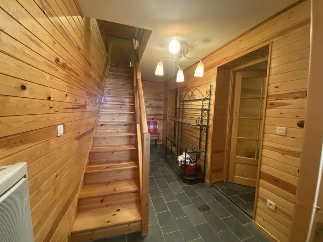 Maison à LES ANGLES