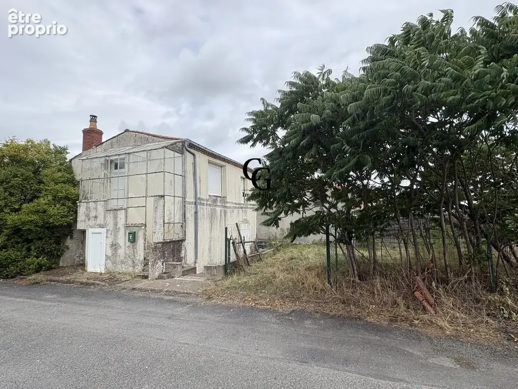 Maison à SAINT-FIACRE-SUR-MAINE