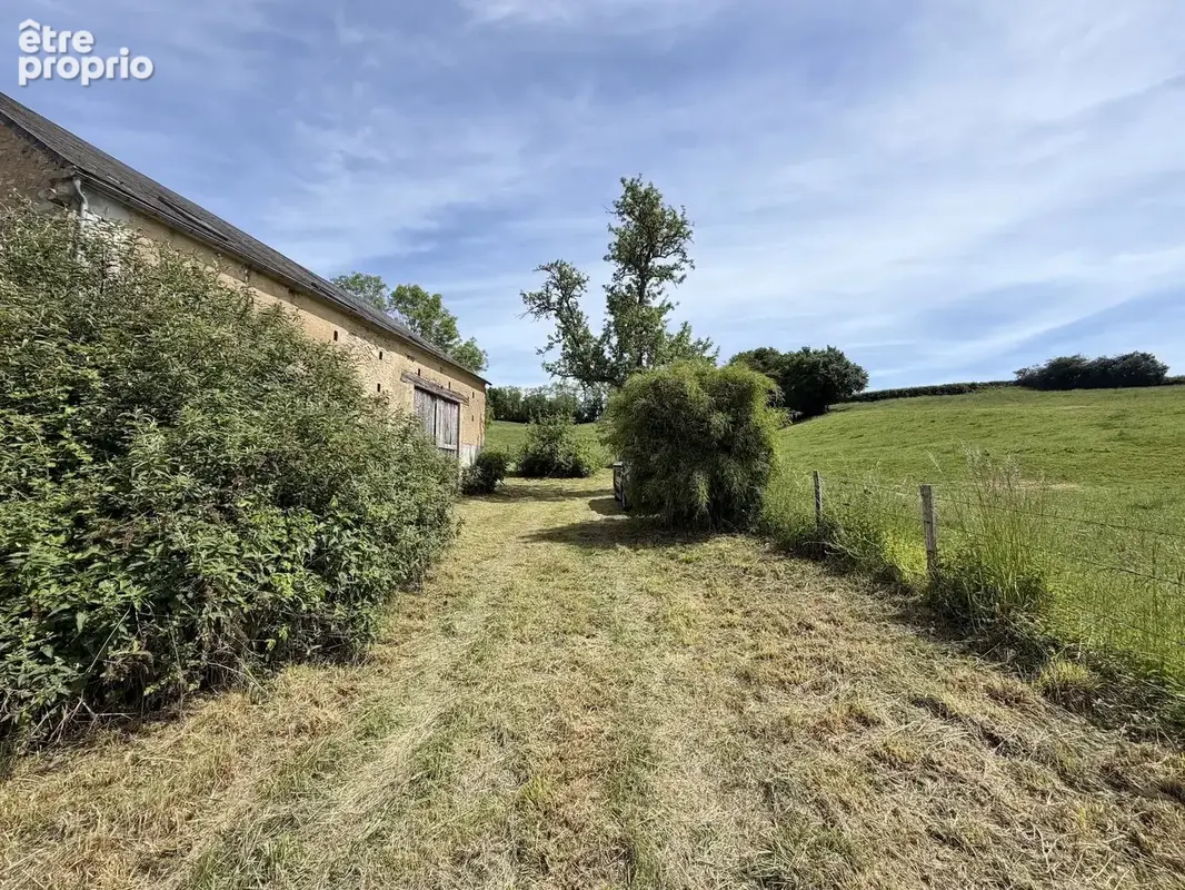 Grange en pierre avec une vue magnifique à vendre près d'Onlay - photo 18