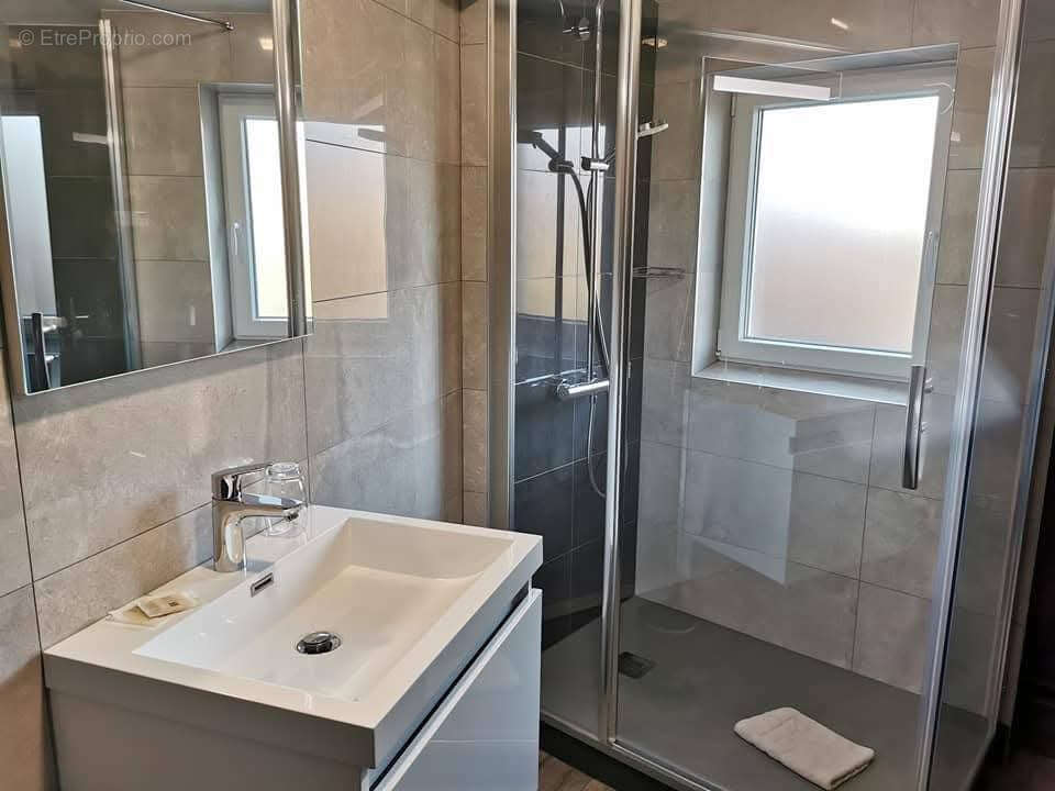 Commerce à BAN-DE-LAVELINE