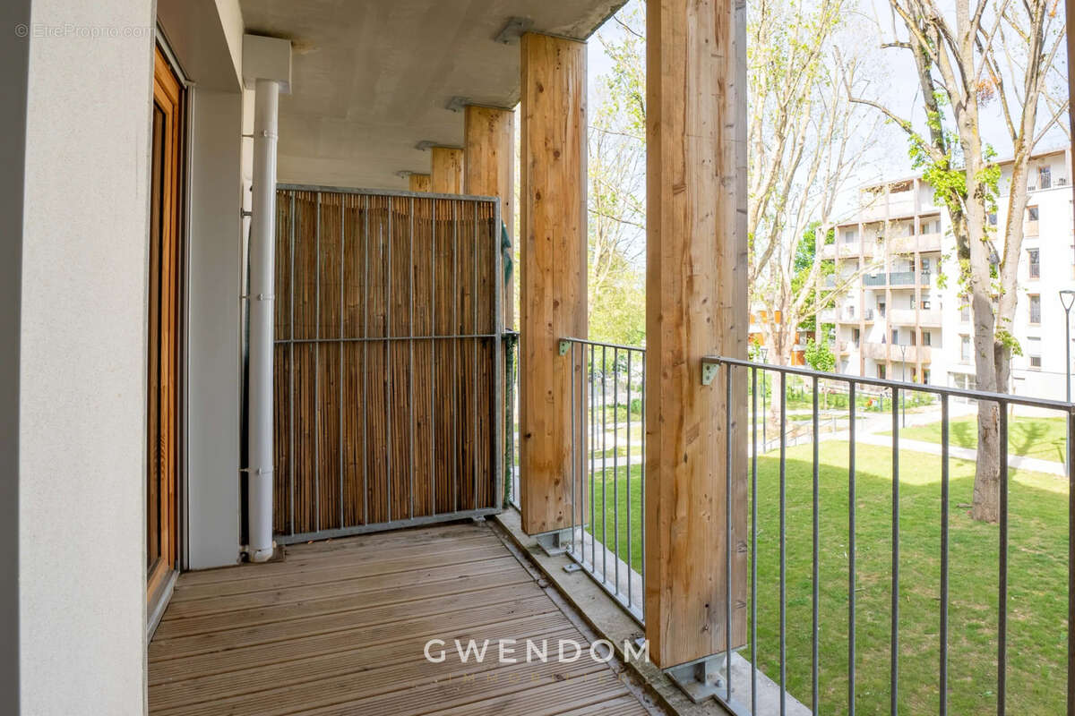 Appartement à TORCY