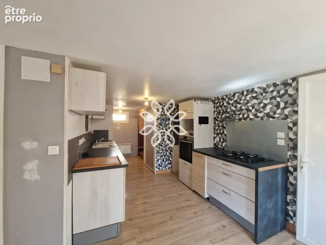Maison familiale avec jardin, terrasse et garage Sainte Florine - photo 2