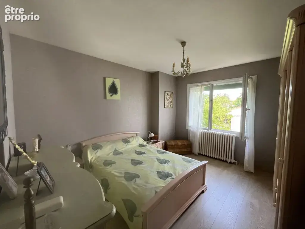 Maison 137 m² à Saint-Georges-De-Didonne  - photo 5