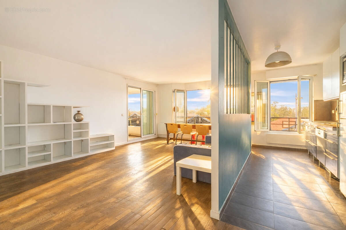 Appartement à PARIS-15E