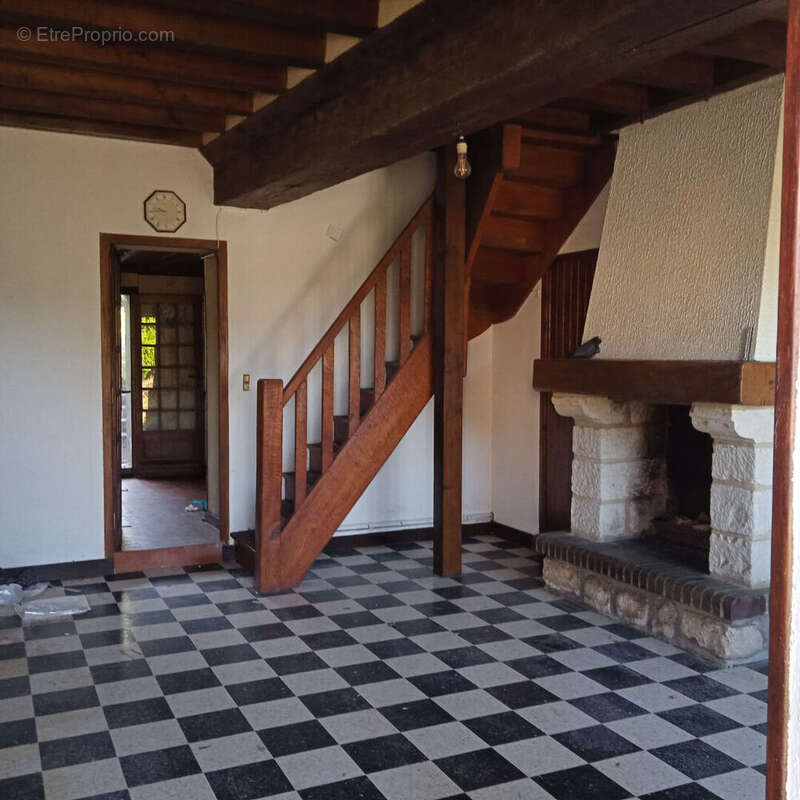 Maison à MAUVES-SUR-HUISNE