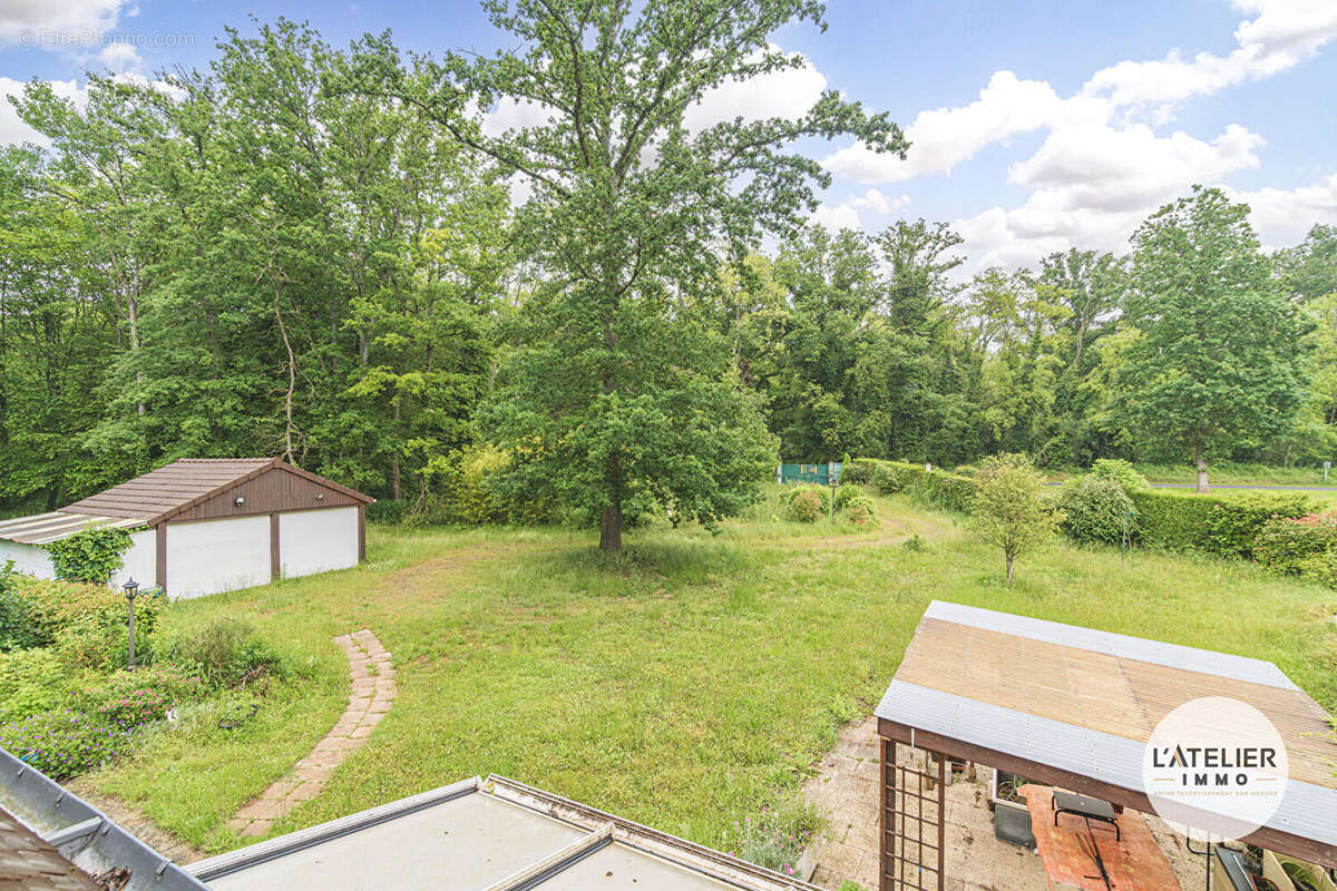 Charmante Maison de 276M2 avec terrain paysagé à Montigny-sur-Vesle - photo 8