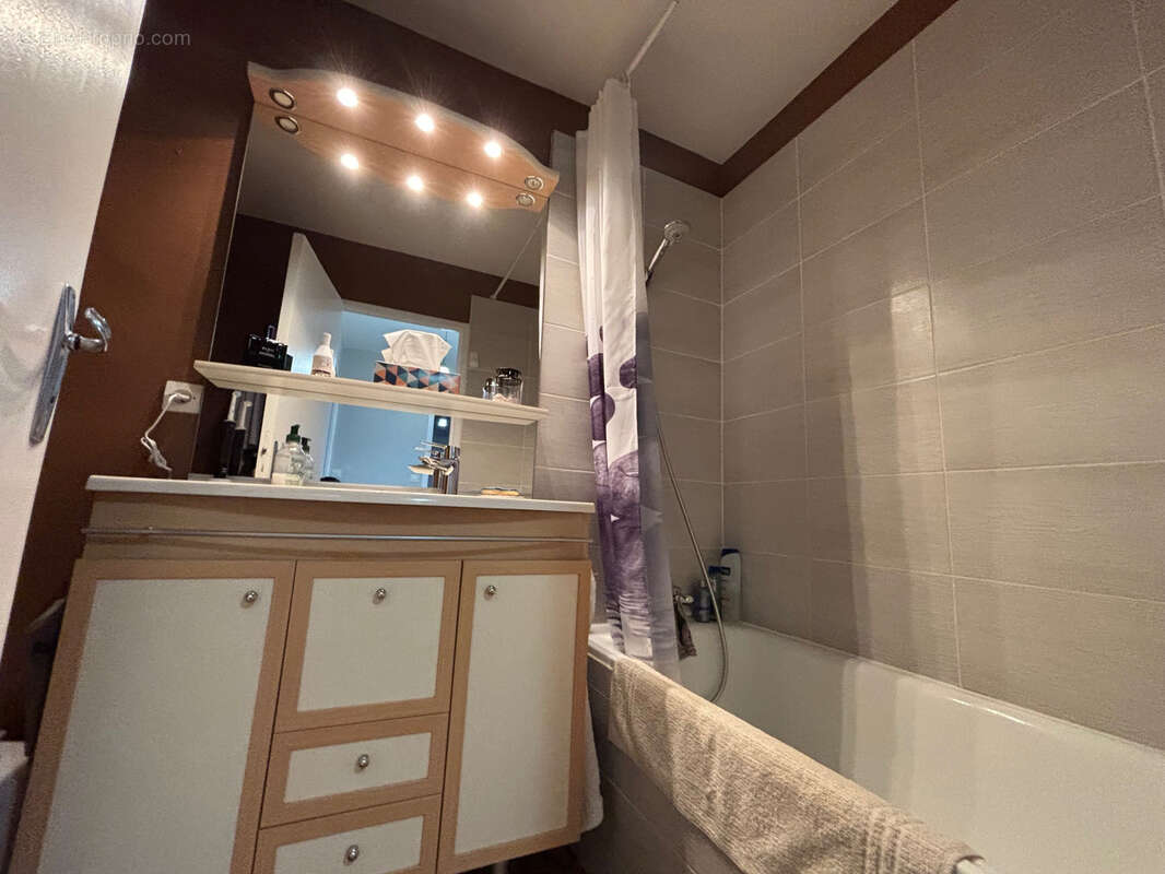 Appartement à SAINT-ETIENNE