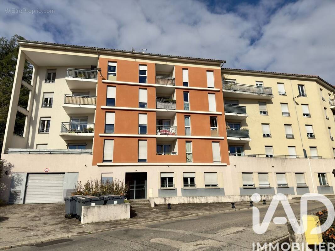 Photo 1 - Appartement à PONT-DE-CHERUY