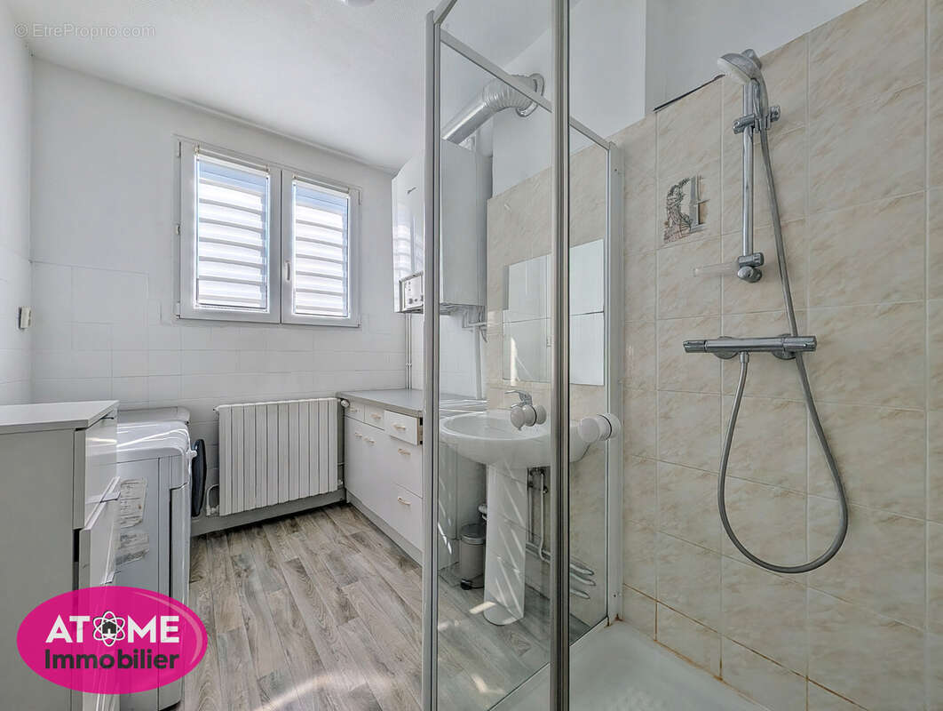 Appartement à AUBOUE