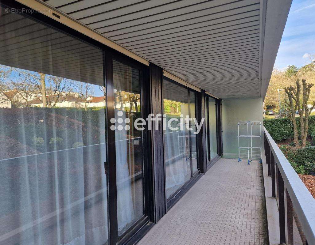 Appartement à LE CHESNAY