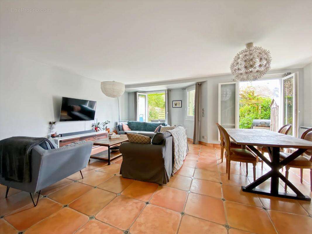 Maison à NOISY-LE-ROI