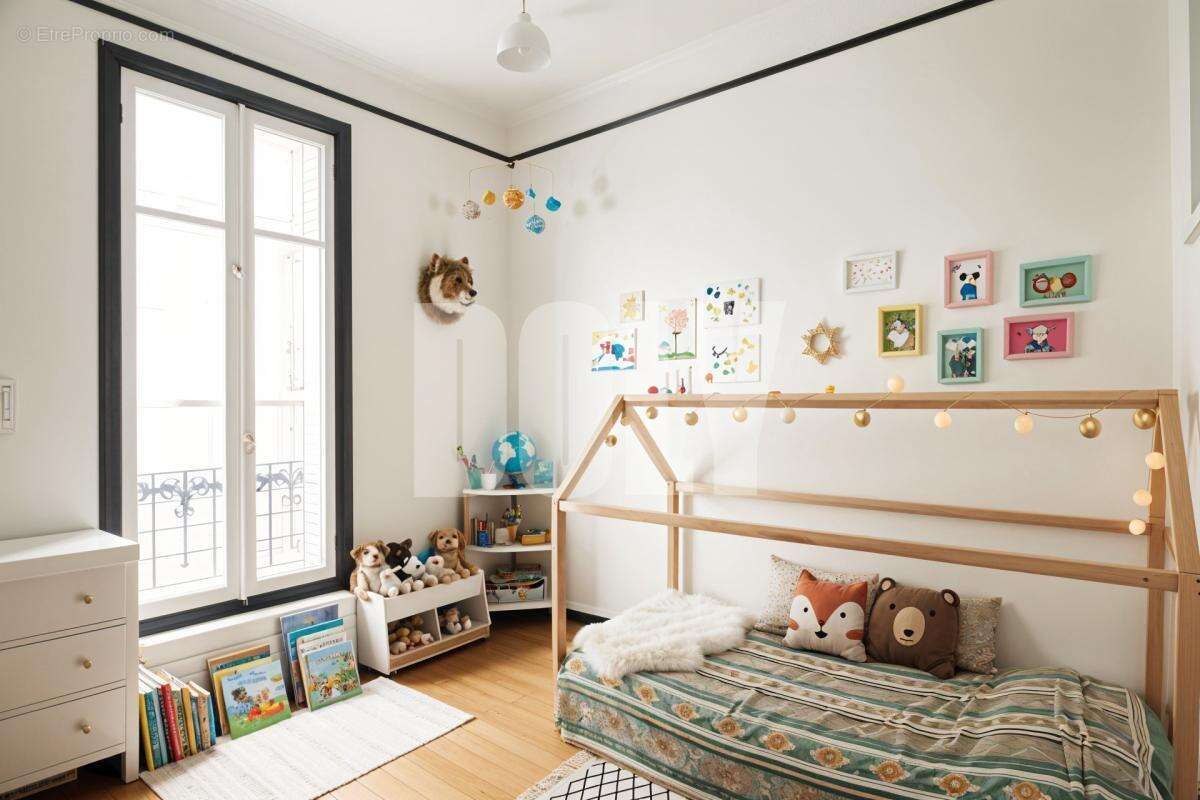 Appartement à PARIS-16E