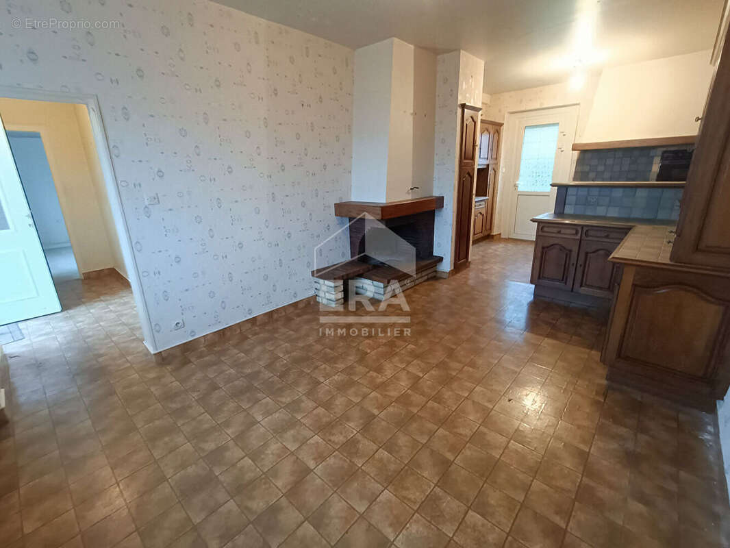 Maison à BONCHAMP-LES-LAVAL