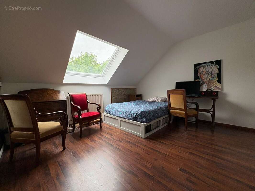 Maison à PLAISIR