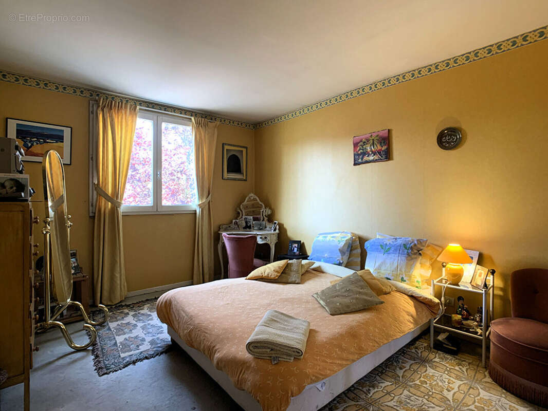 Maison à LE PLESSIS-BOUCHARD