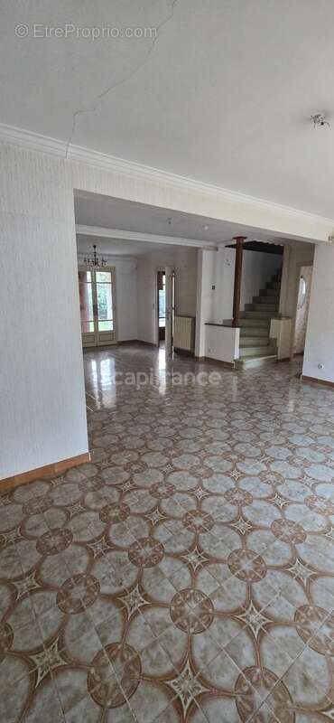 Maison à vendre 5 pièces MARSEILLE 11EME proche 12éme terrain 961m² - photo 17