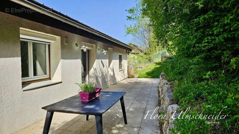 Maison à CHINDRIEUX