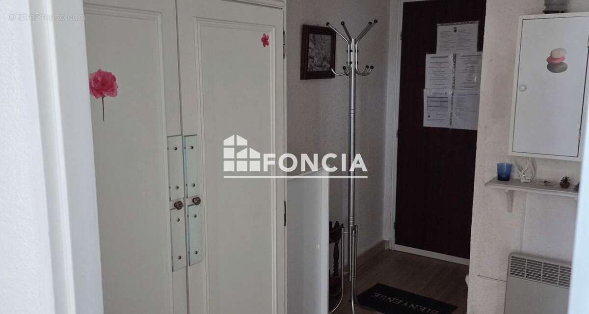 Appartement à GREOUX-LES-BAINS