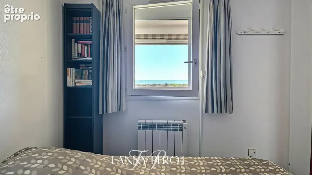 Saint-Cyprien - T3 avec vue mer depuis toutes les pièces et deux terrasses - photo 8