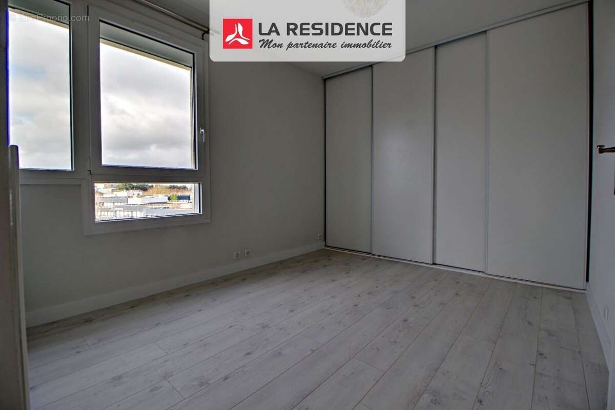 Appartement 71 m² à Plaisir  - photo 4