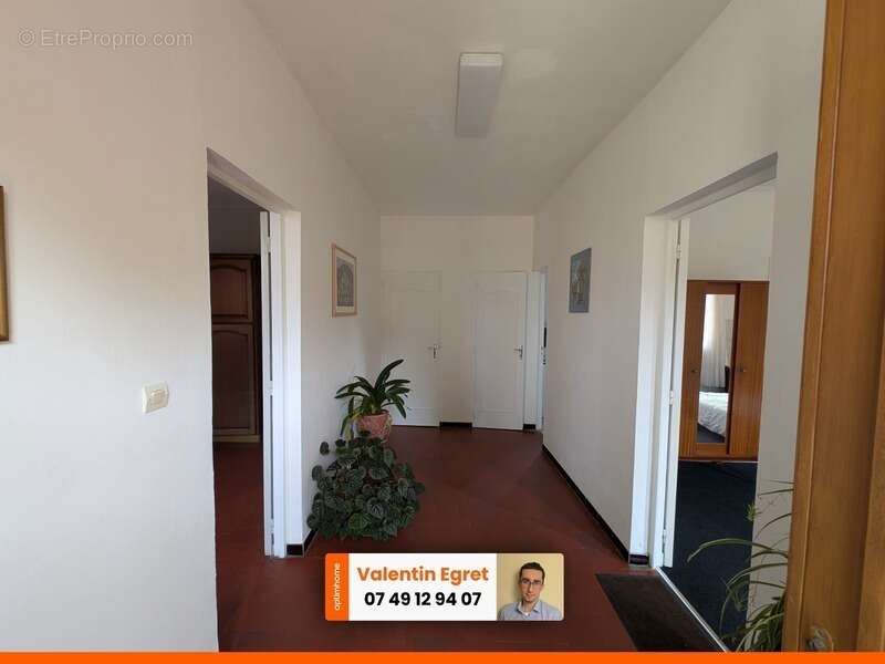 Maison à SAINT-GILLES-DE-LA-NEUVILLE