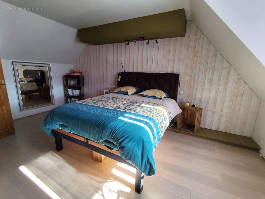 Maison à COULONGES-SUR-SARTHE