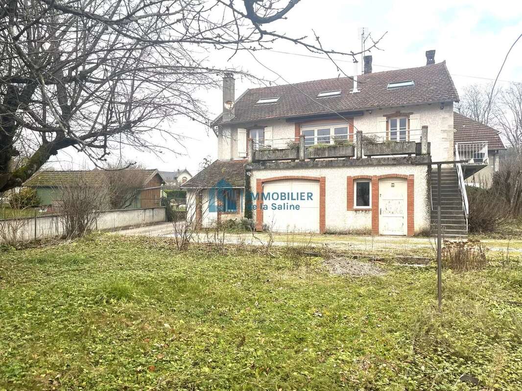 Maison à MOUCHARD