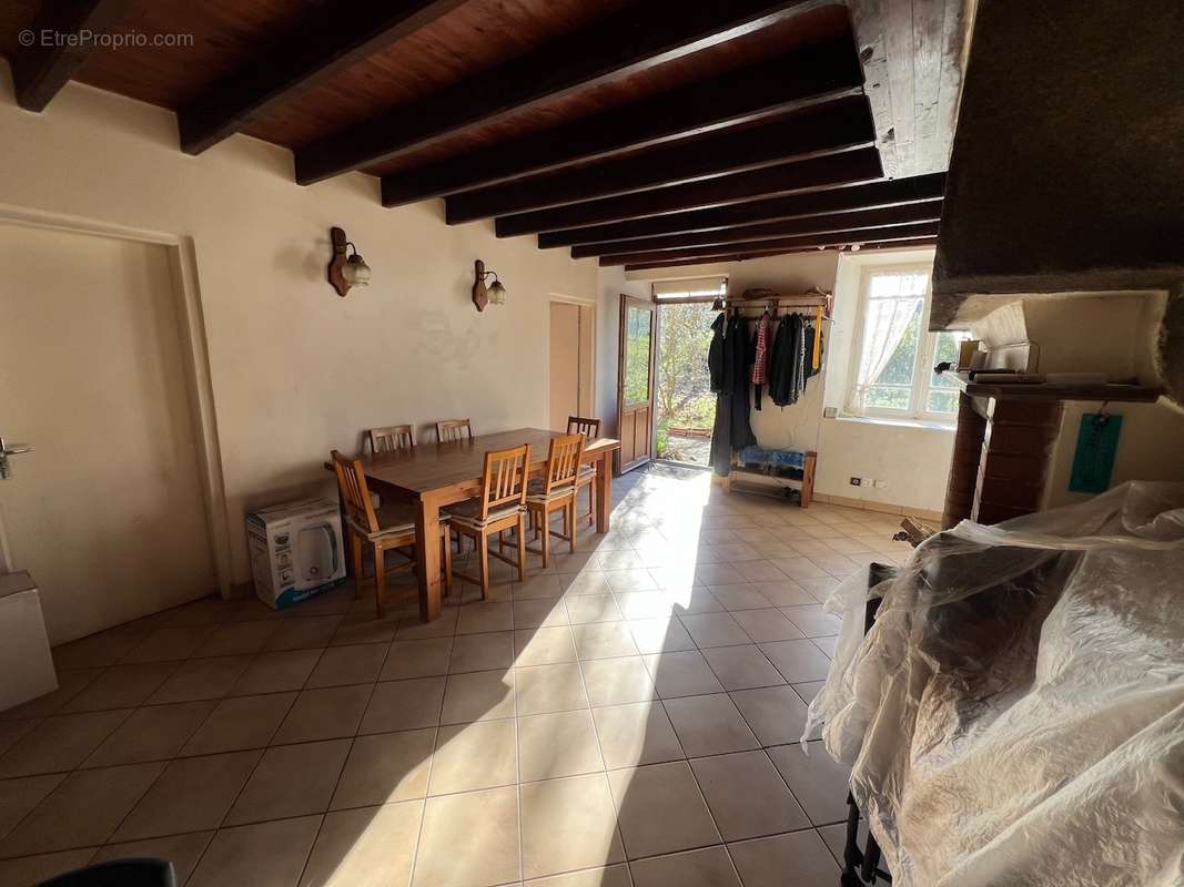 À saisir L’environnement et le charme de cette maison à la campa - photo 7