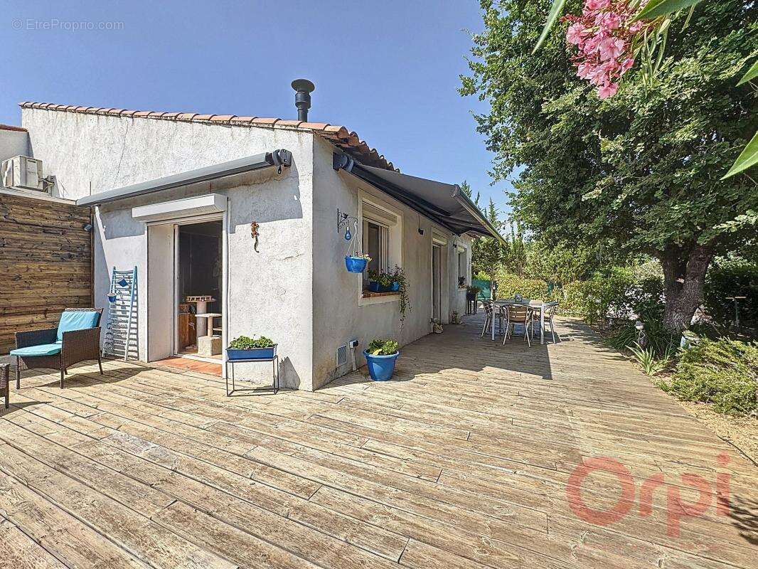 Maison à ROQUEBRUNE-SUR-ARGENS