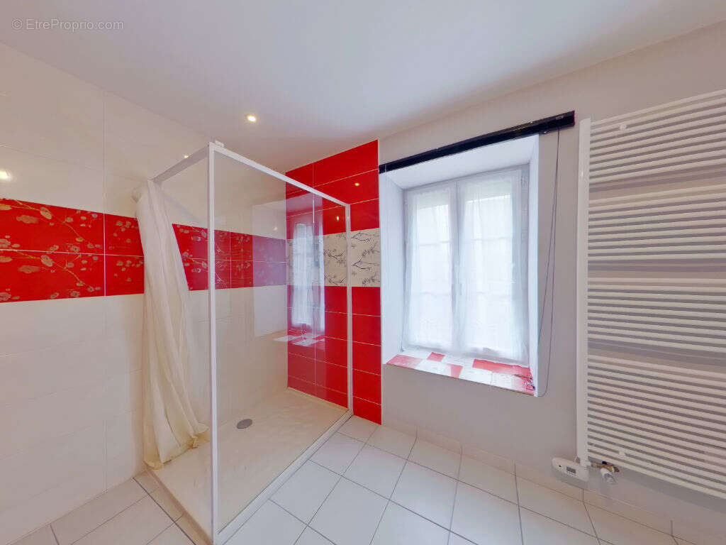 Appartement à AVAILLES-LIMOUZINE