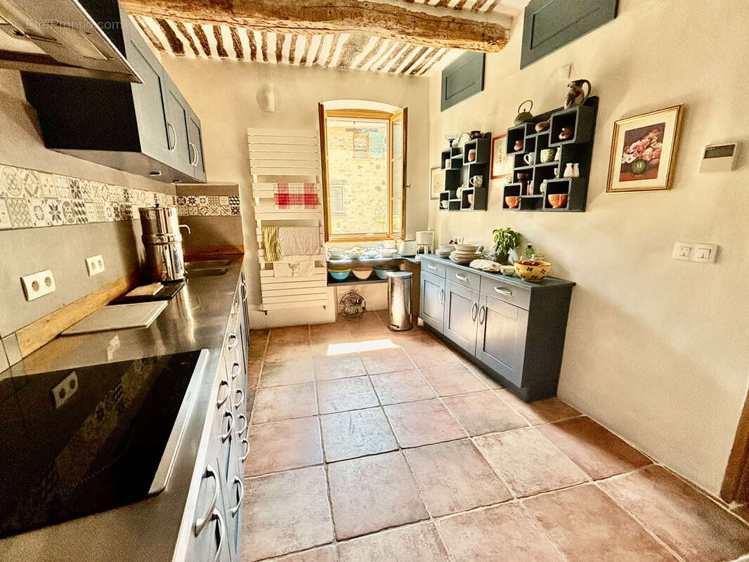 Maison à VAISON-LA-ROMAINE