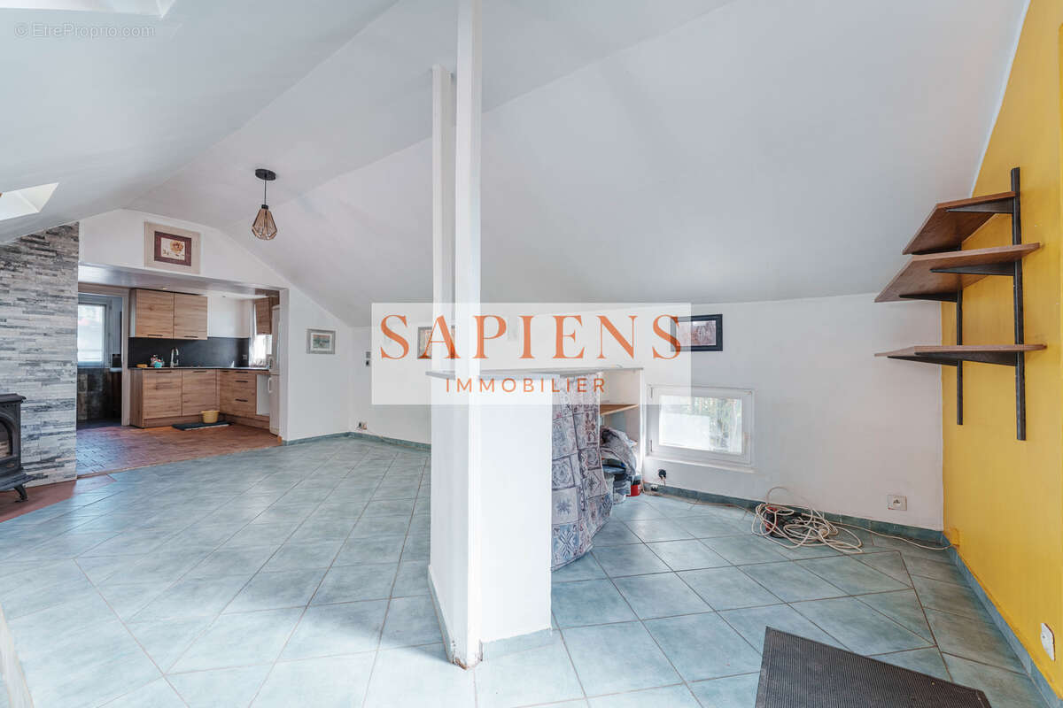 Maison 58 m² à Esbly  - photo 3