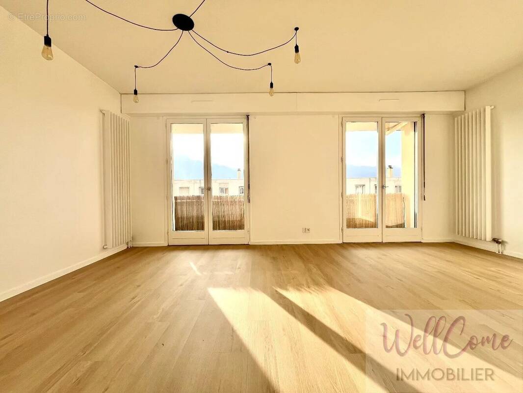 Appartement à AIX-LES-BAINS