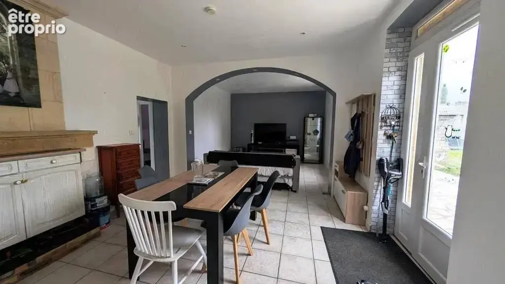 Maison de plein-pied avec grand terrain. - photo 2