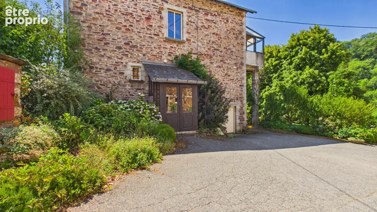 Maison en pierre de 175 m² aux portes de Rodez (Secteur Bourran) - photo 15