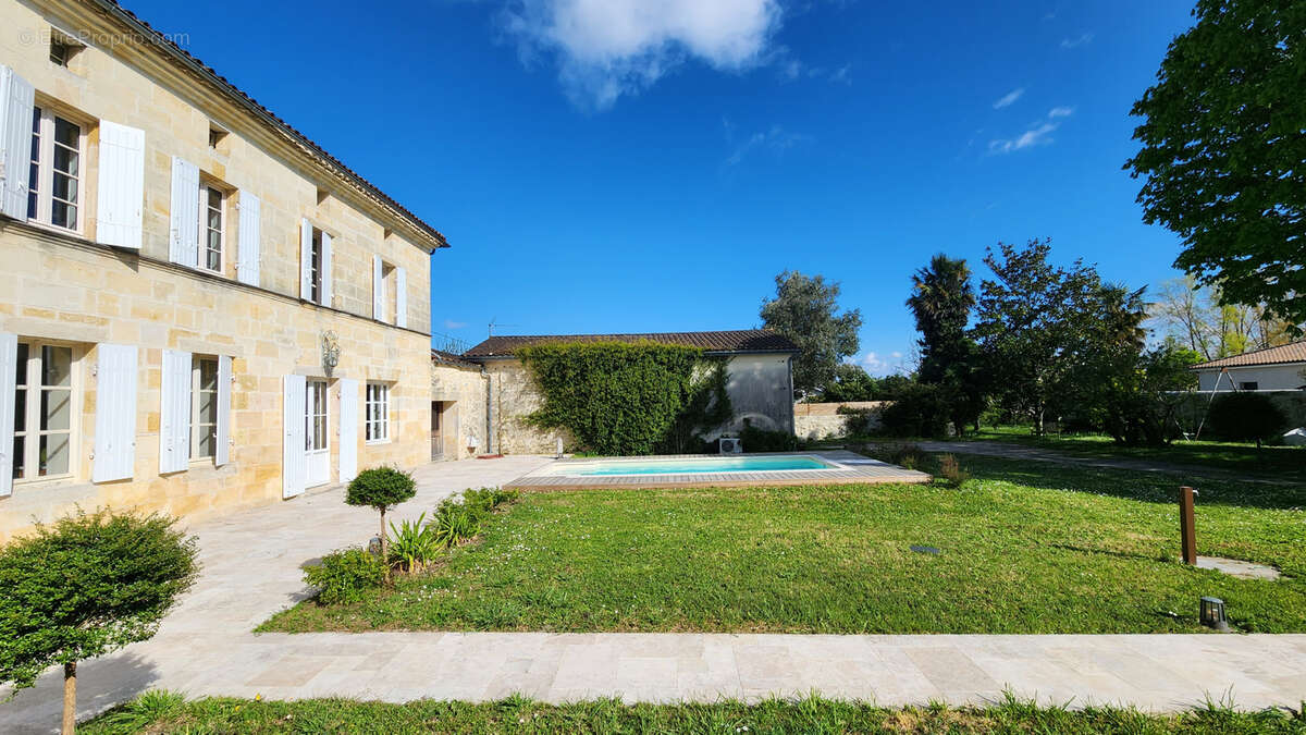 Maison à SAINT-ANDRE-DE-CUBZAC