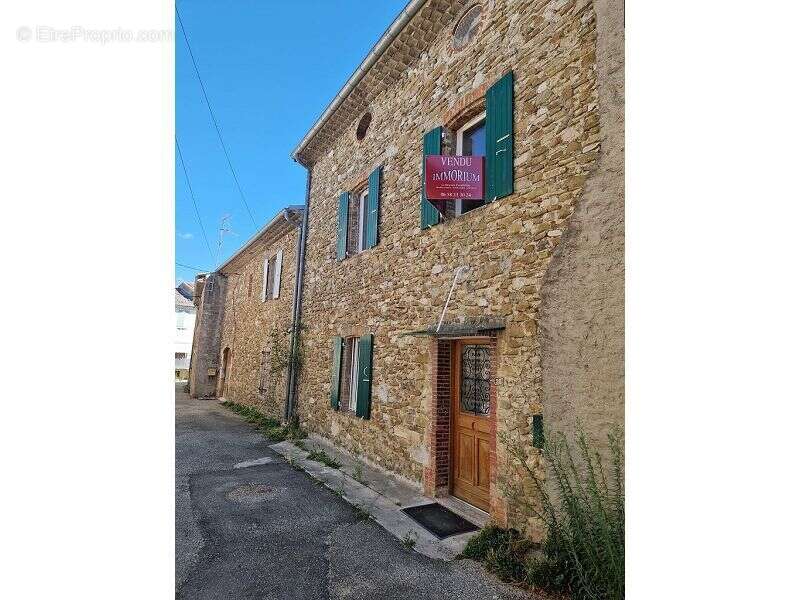 Maison à CLEON-D&#039;ANDRAN