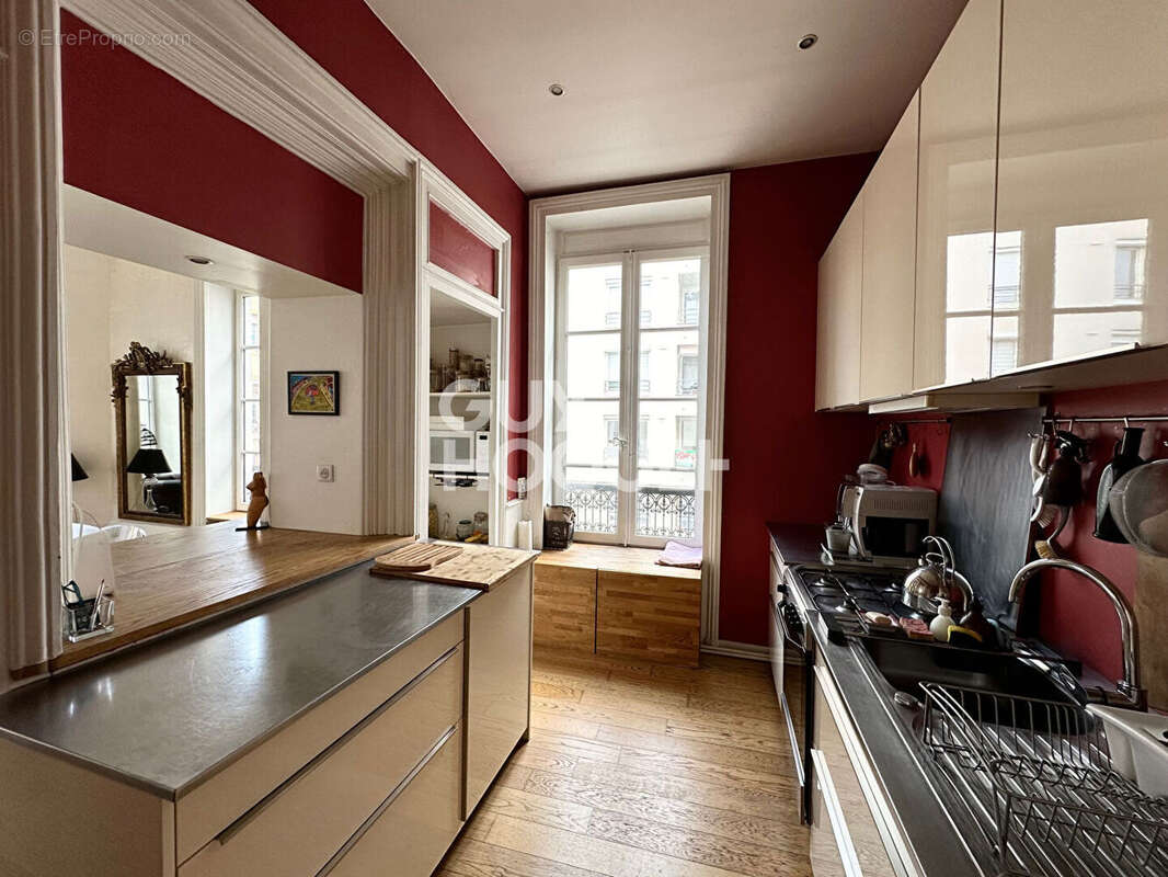 Appartement à LYON-9E