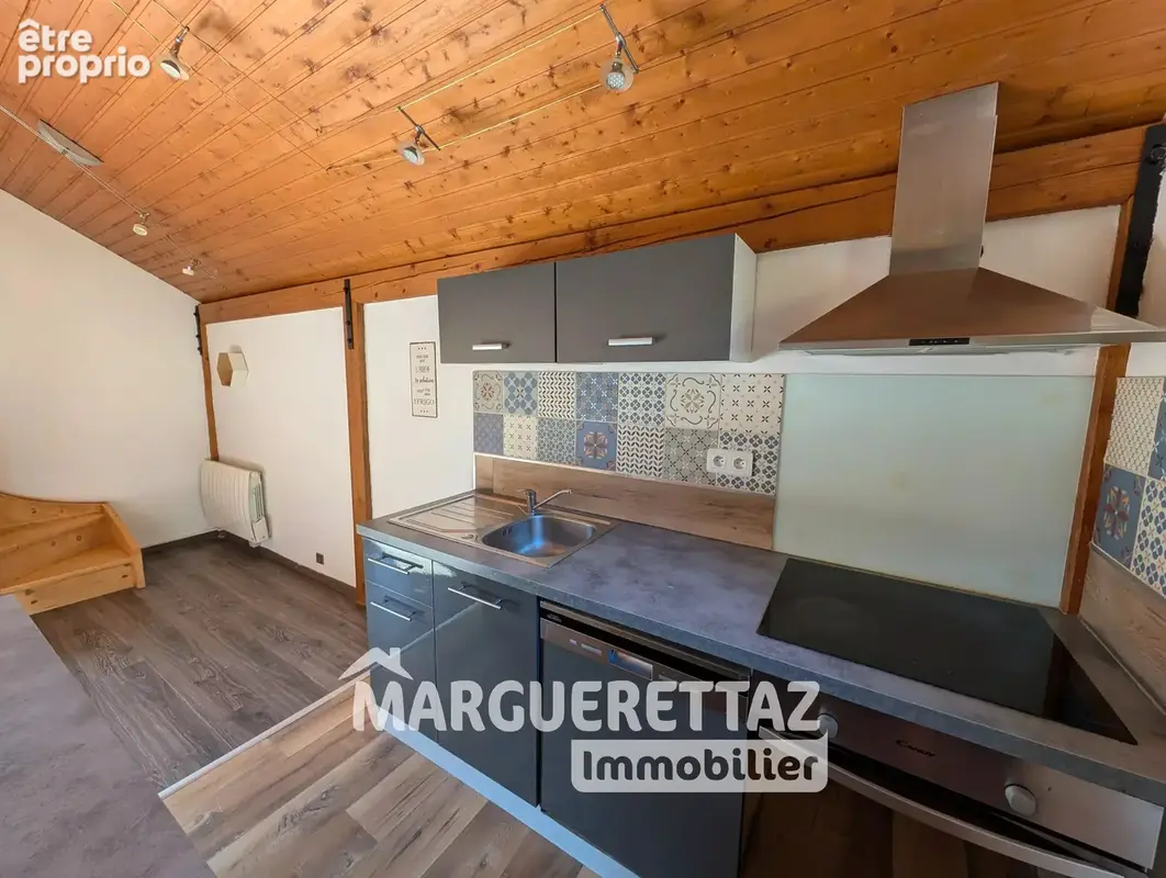 Chalet à usage d'habitation à ONNION - photo 10