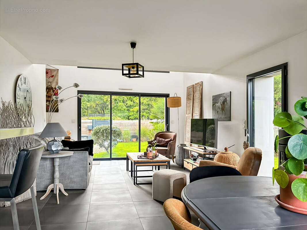 Maison à THORIGNE-FOUILLARD