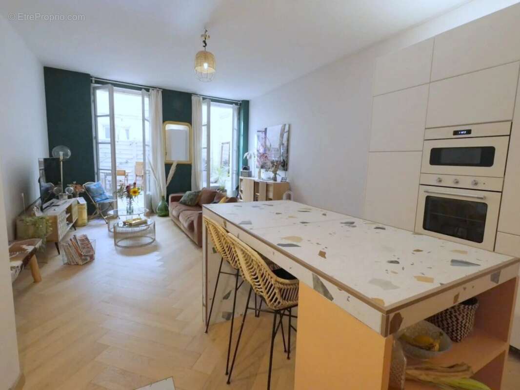 Appartement à BORDEAUX